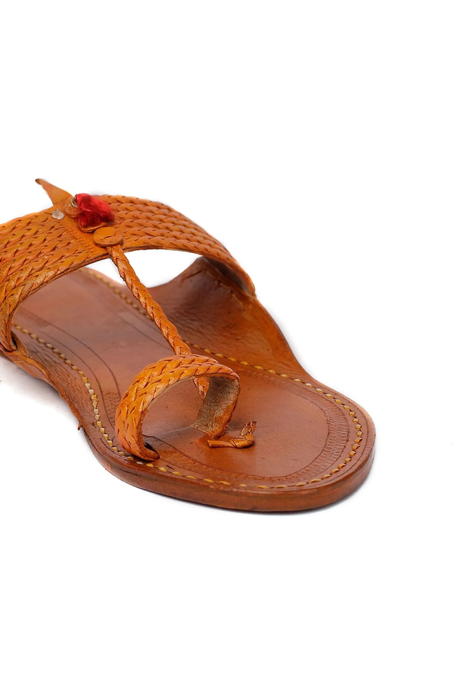 Avyan Pure Leather Kolhapuri Flats