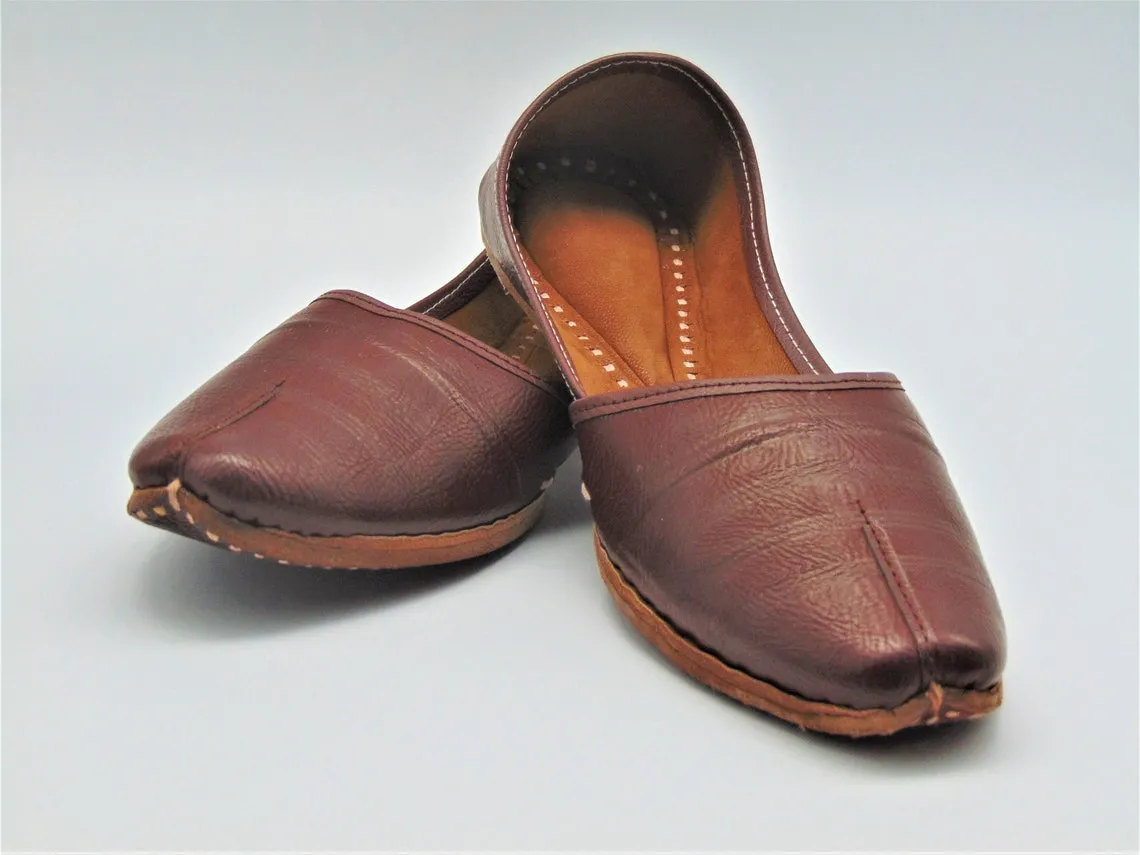 Ethnic genuine leather jutti