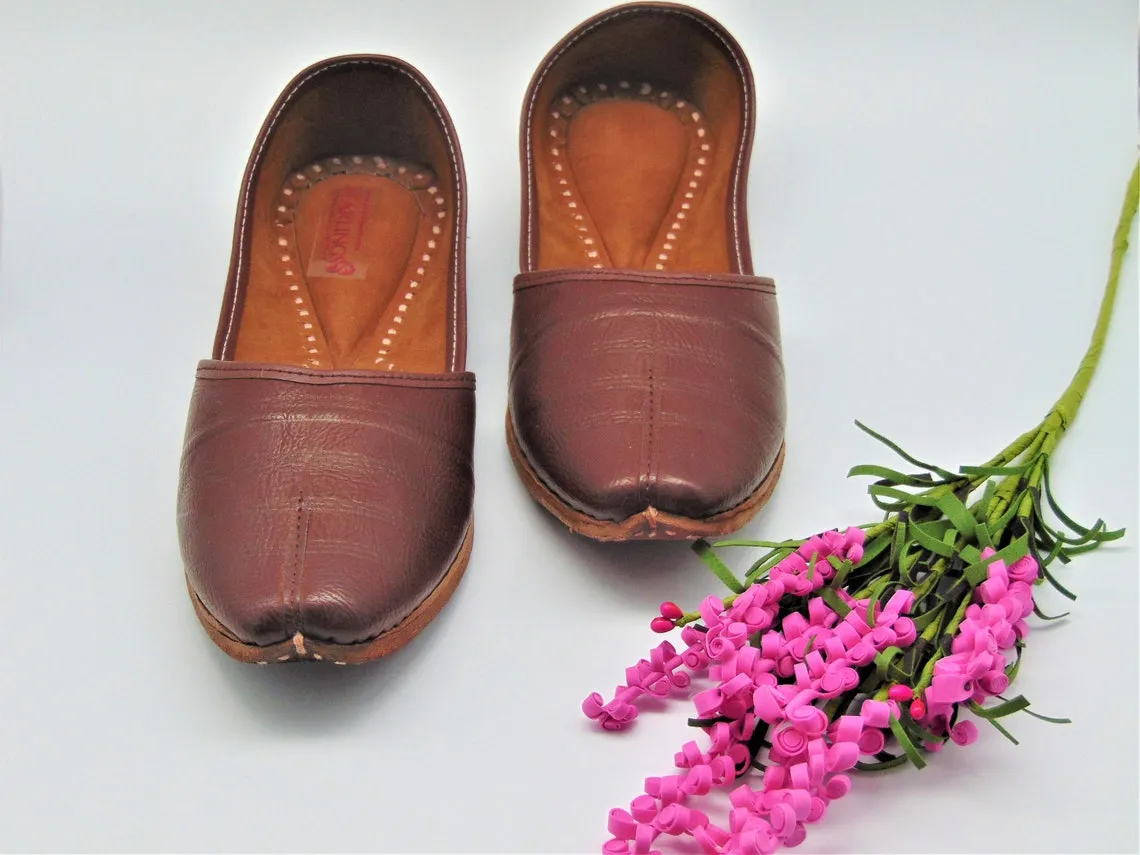 Ethnic genuine leather jutti