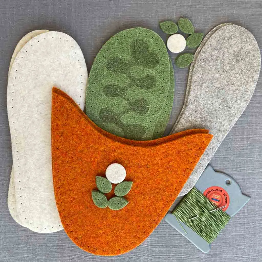 Flora Felt Slipper Kit US sizes