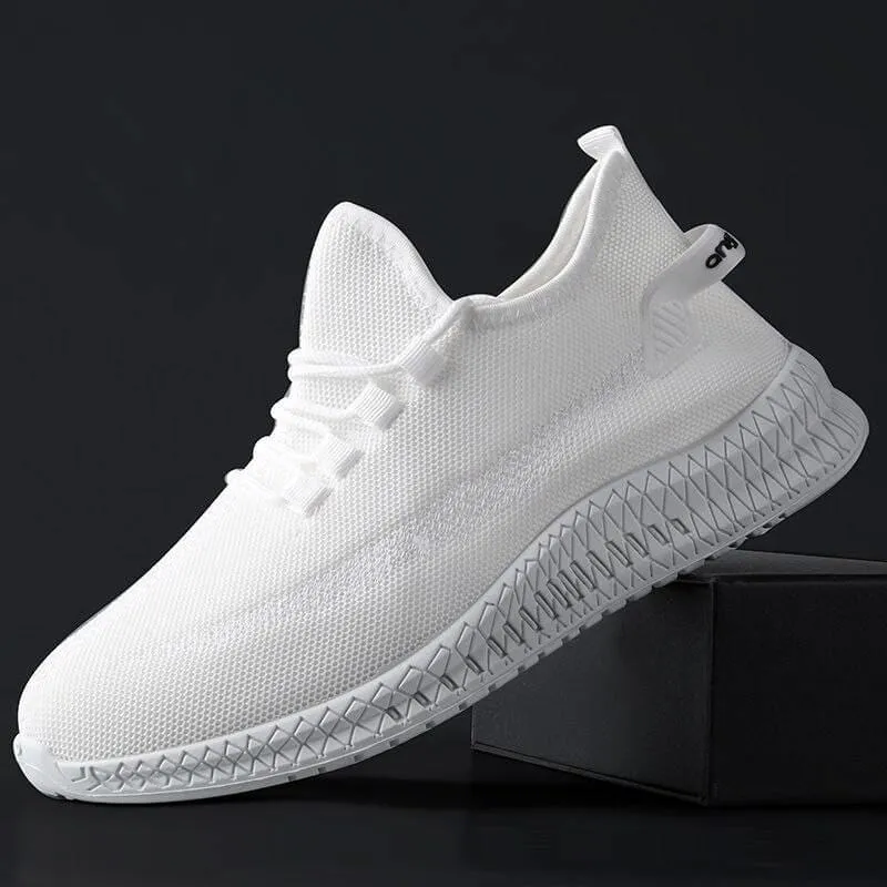 Man Lightweight White Sports Shoes