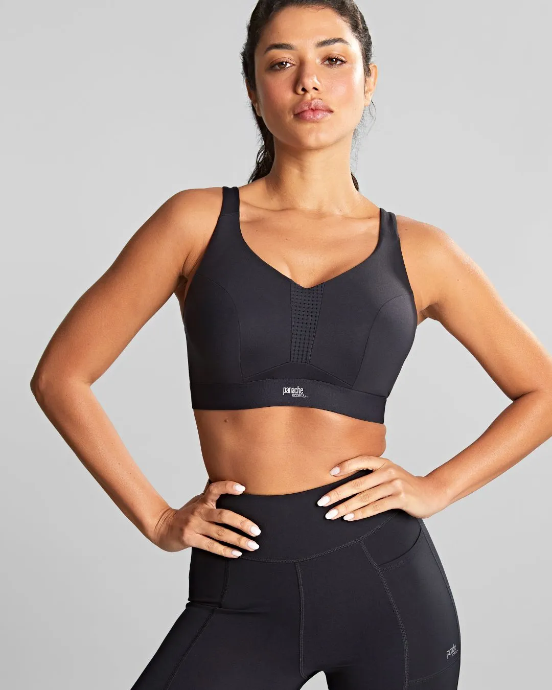 Non-Padded Sports Bra In Black - Panache