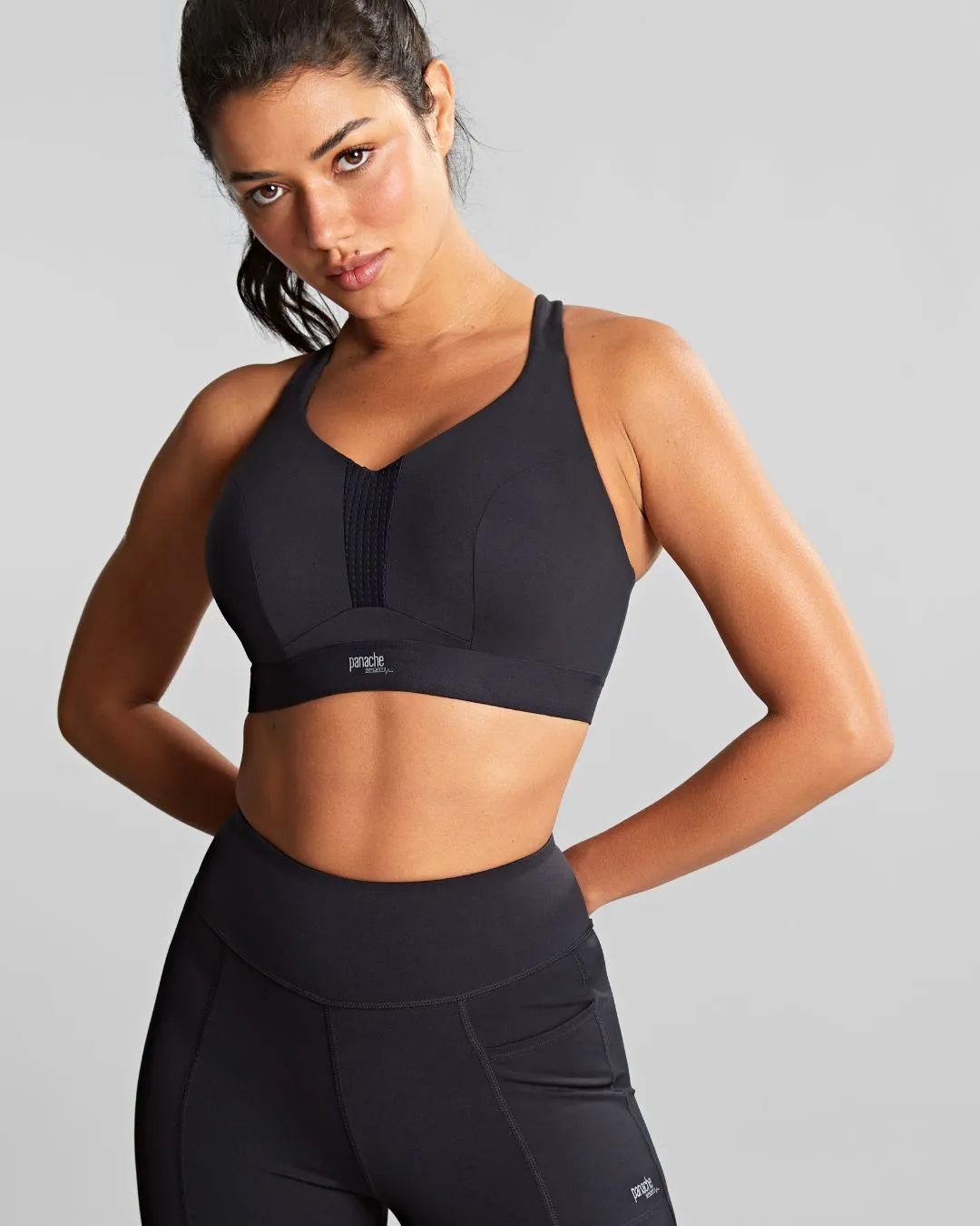 Non-Padded Sports Bra In Black - Panache