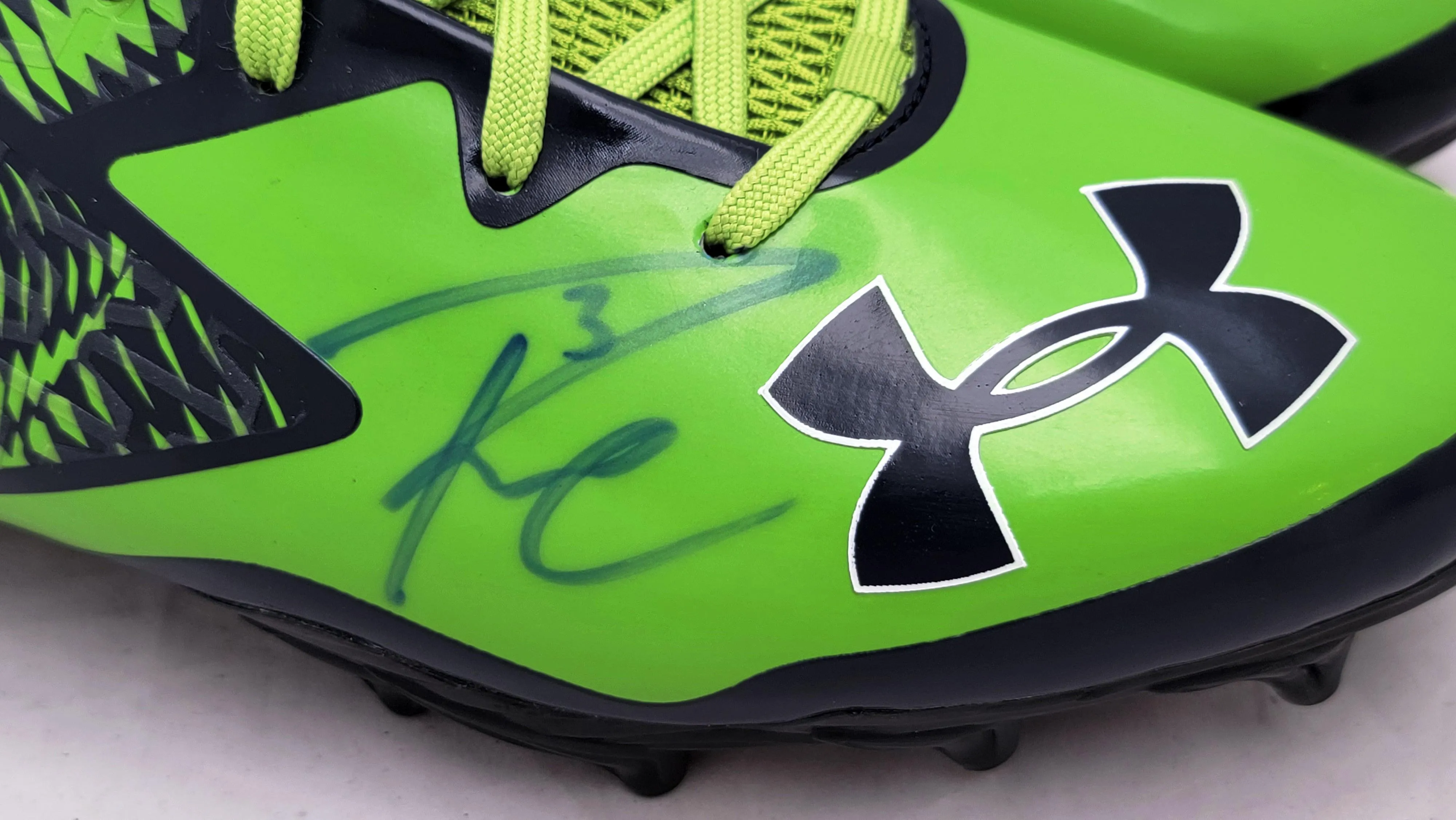 Russell Wilson Autographed Green & Blue Under Armor Team Nitro Cleats Seattle Seahawks Size 12.5 (Bleeding) RW Holo #42151