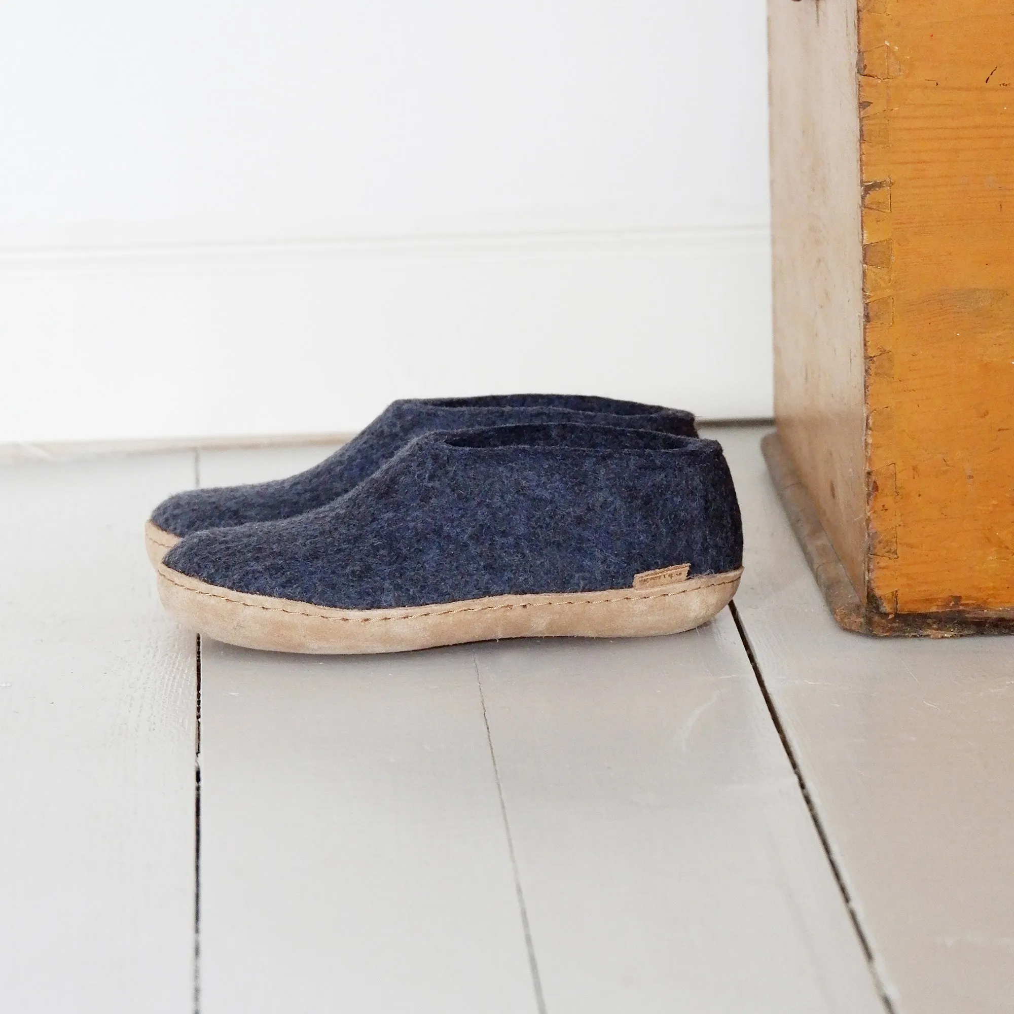 Shoe with leather sole - Denim