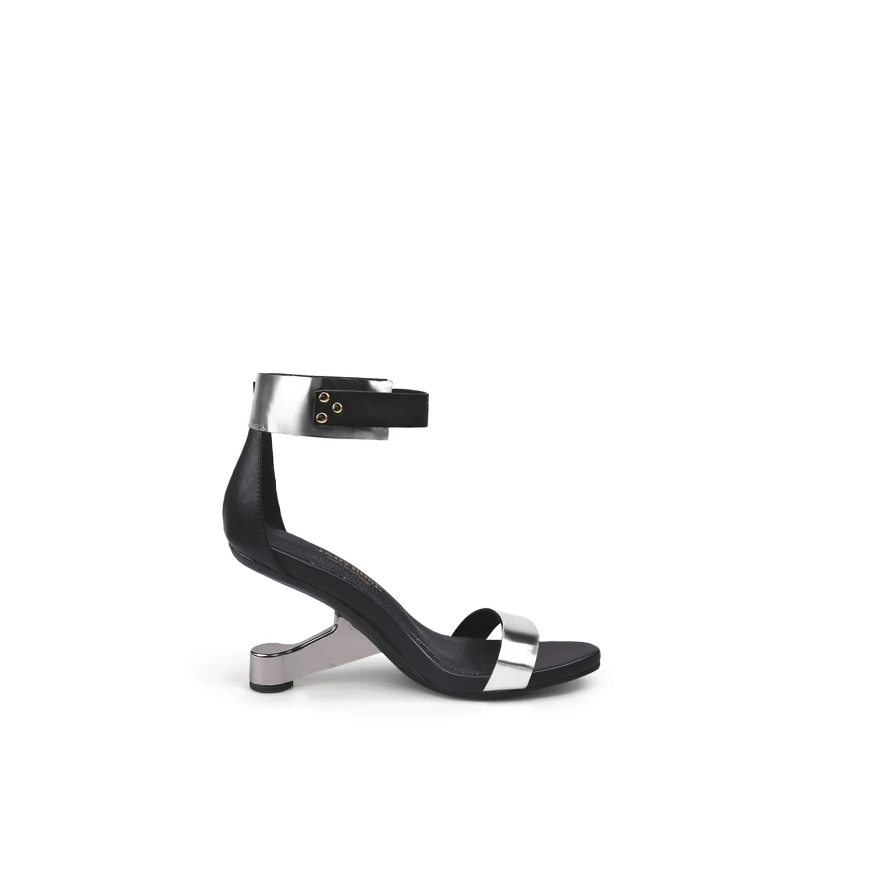 Unico Leather Sandals